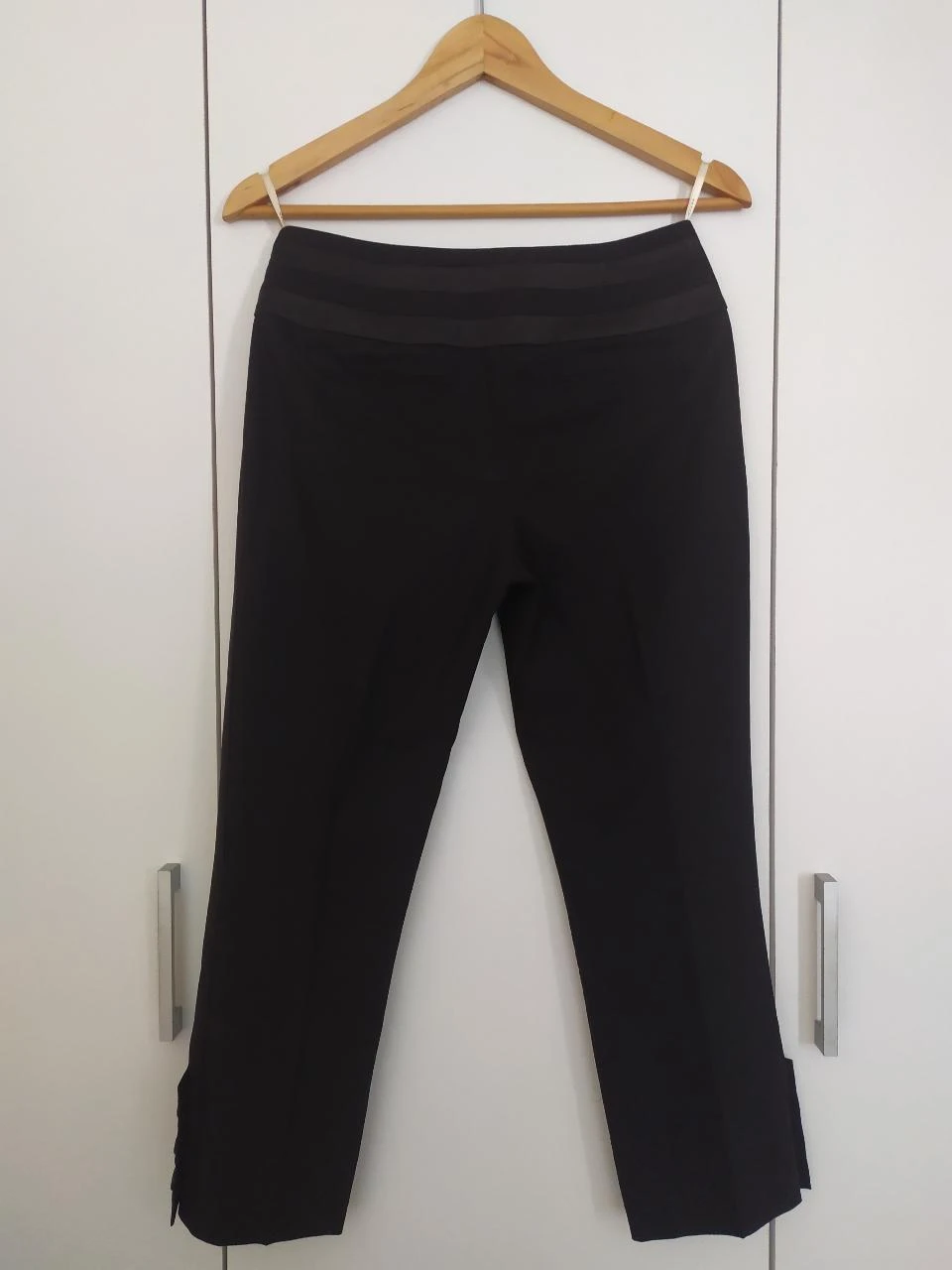 Karen Millen Pantalon Capri Élégant en Laine Noir UK8 EU36 Neuf – photo 9